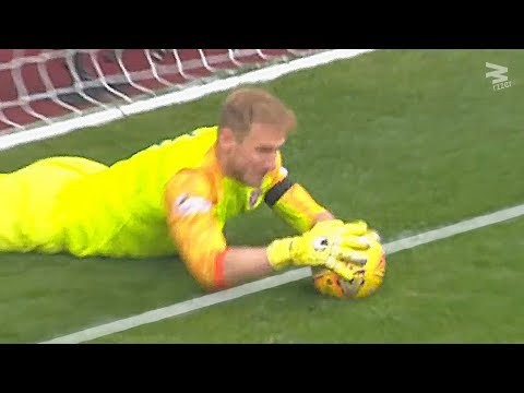 50 Goal Line Saves ? Heroic Goalkeepers