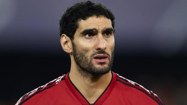 Marouane Fellaini: Manchester United midfielder out for 'three or four weeks' with calf injury