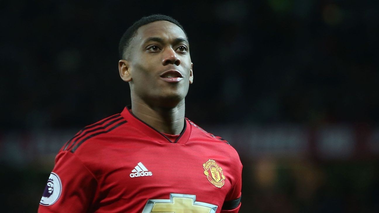 Martial close to new Manchester United deal after breakthrough - sources