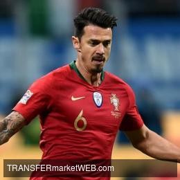 LILLE in extension talks with JosÃ© FONTE