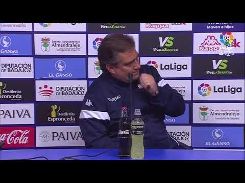 Rueda de prensa de Eduardo Vílchez tras el Extremadura UD vs CD Numancia (0-1)