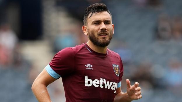 West Ham midfielder Robert Snodgrass charged by Football Association