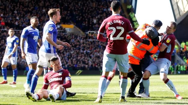 Grealish, Smalling & Tavernier: Phil Neville on what needs to happen to stop on-pitch attacks