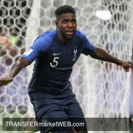 BARCELONA FC - Both Manchester giants back on UMTITI