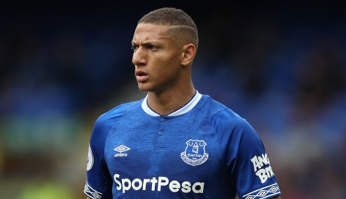 Chelsea falter at Goodison