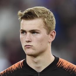 TMW - PSG having a go at DE LIGT