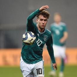 SC FREIBURG - Suitors for young hitman WALSCHMIDT piling up