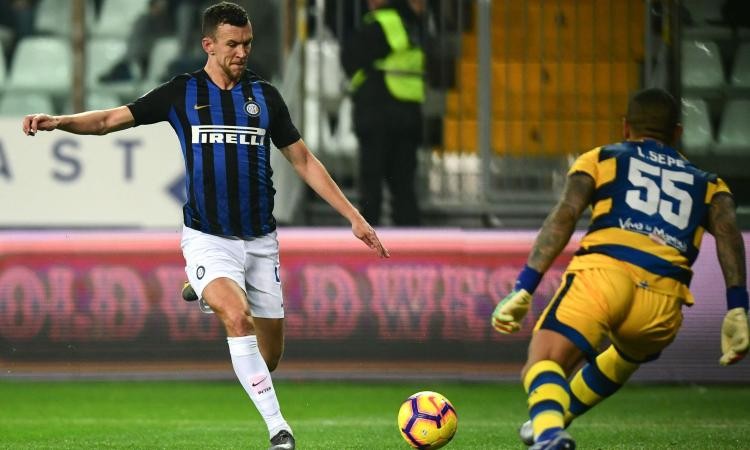 Inter keeping tabs on trio to replace Perisic