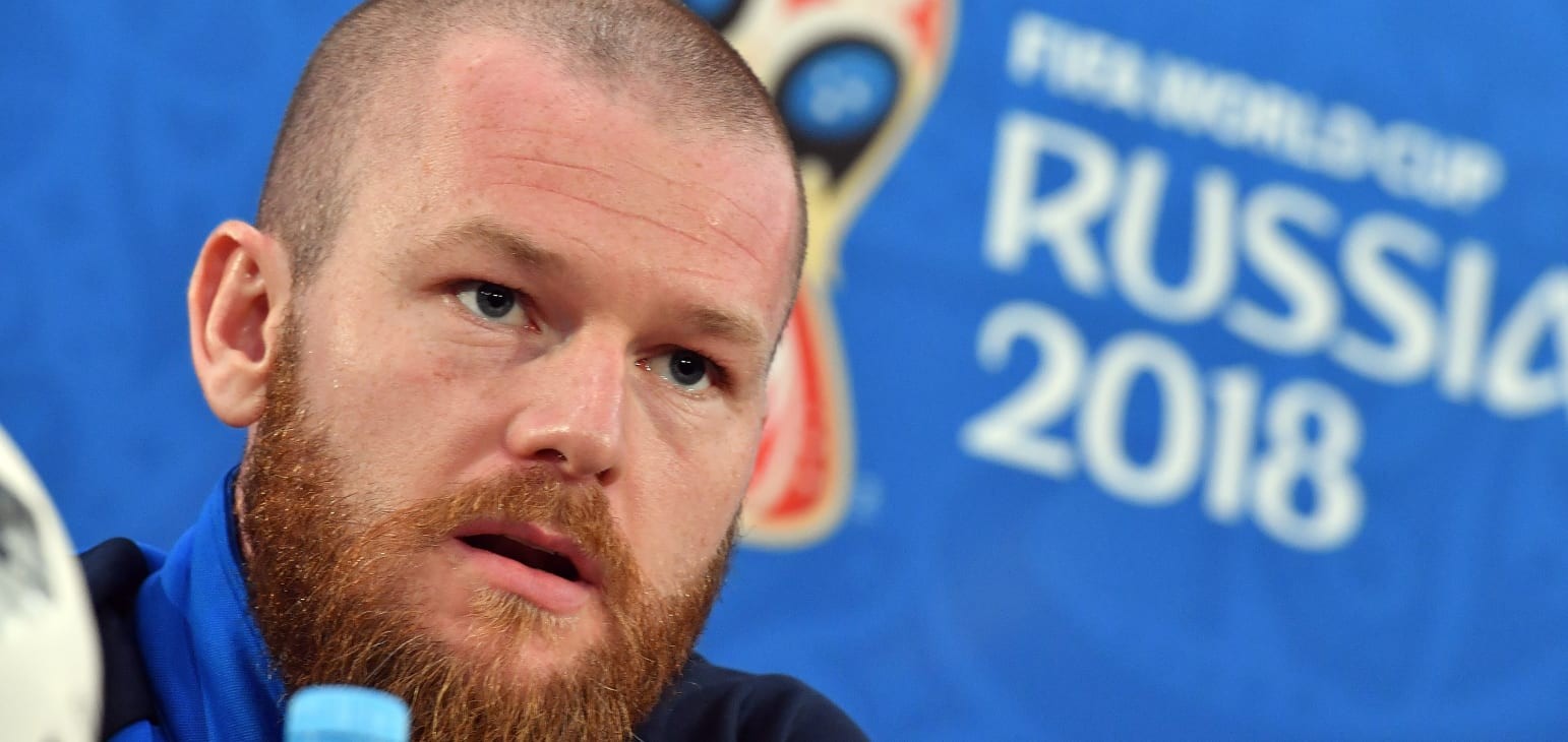 Iceland captain Gunnarsson joins Qatar's Al-Arabi