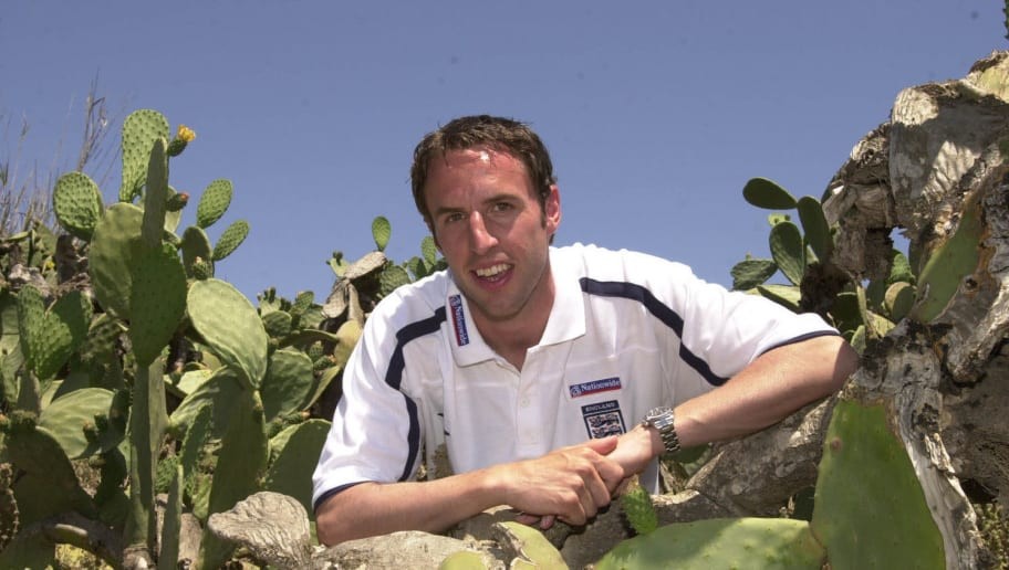 11 Brilliantly Retro Images of Football Managers During Their Playing Careers