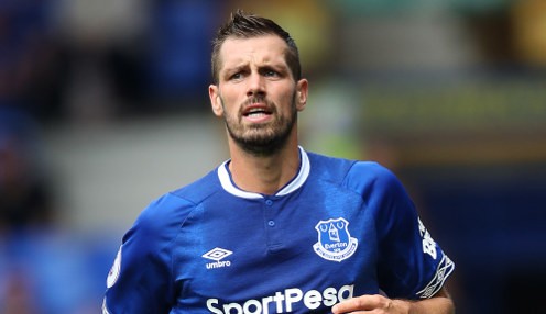 Schneiderlin open to offers