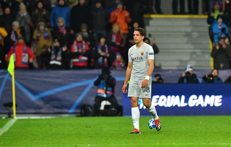 Juventus and AC Milan following Roma defender