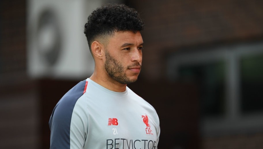 Alex Oxlade-Chamberlain to Agree Liverpool Contract Extension After Return From Injury