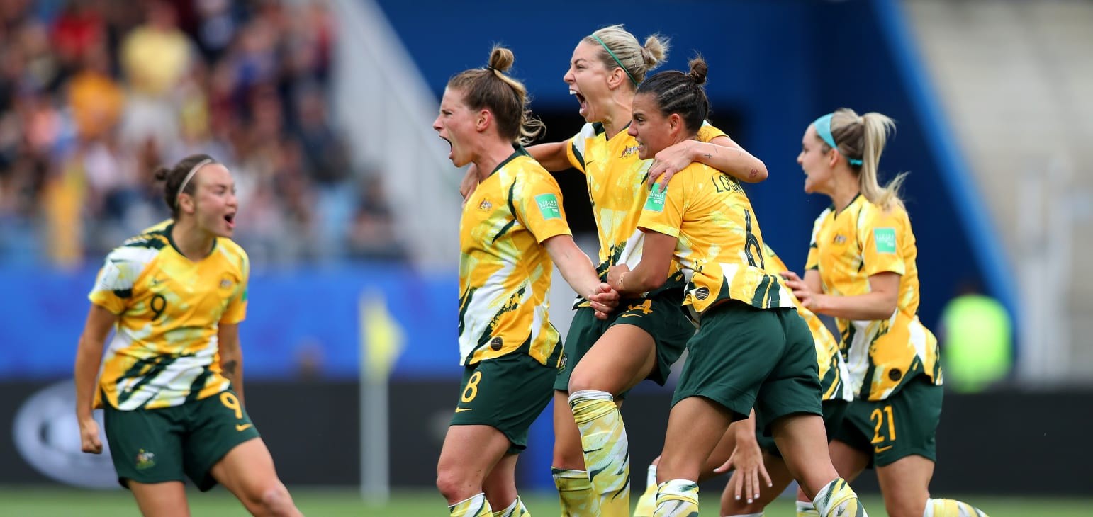 Group C: Australia 3-2 Brazil