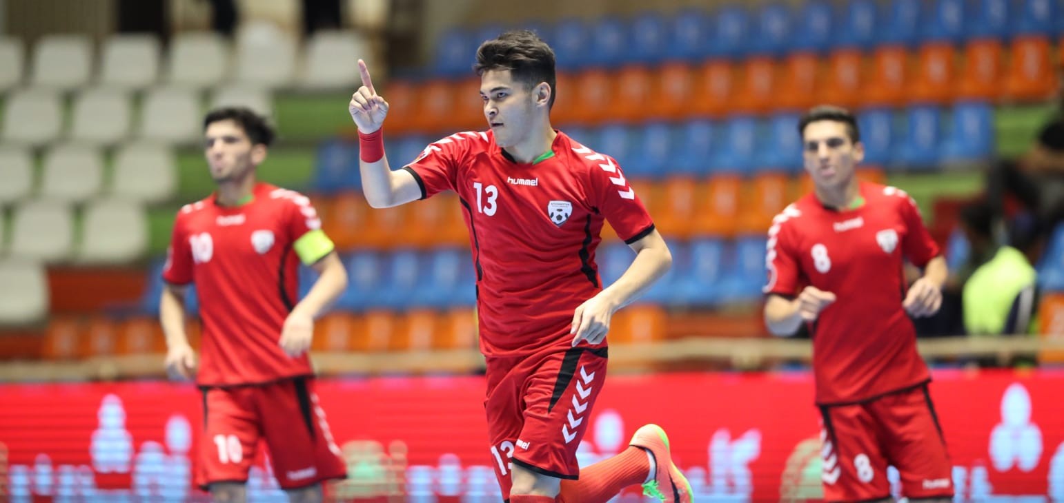Afghanistan stay firm to seal last four spot