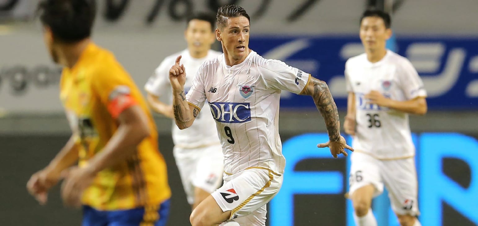 Fernando Torres announces retirement