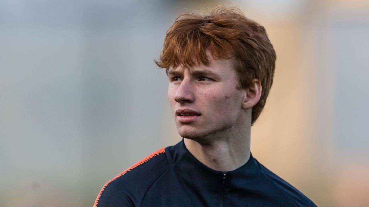 Liverpool beat Bayern, Ajax to Van den Berg