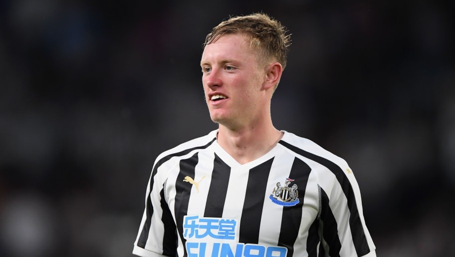 Man Utd to Turn Attention to Sean Longstaff Following Aaron Wan-Bissaka Signing