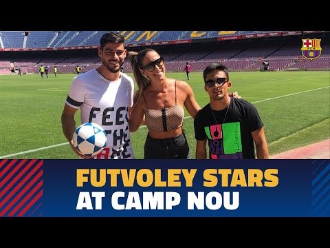 Natalia Guitler, Vinicius y Paraná visitan el Camp Nou.