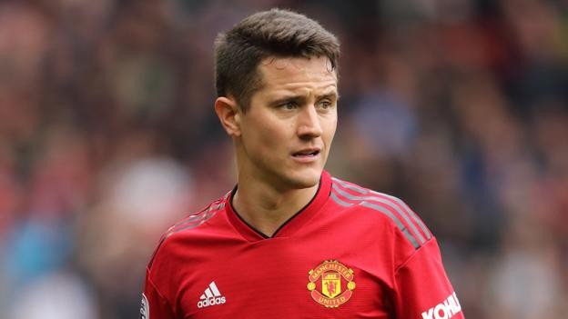 Ander Herrera: PSG sign former Man Utd midfielder