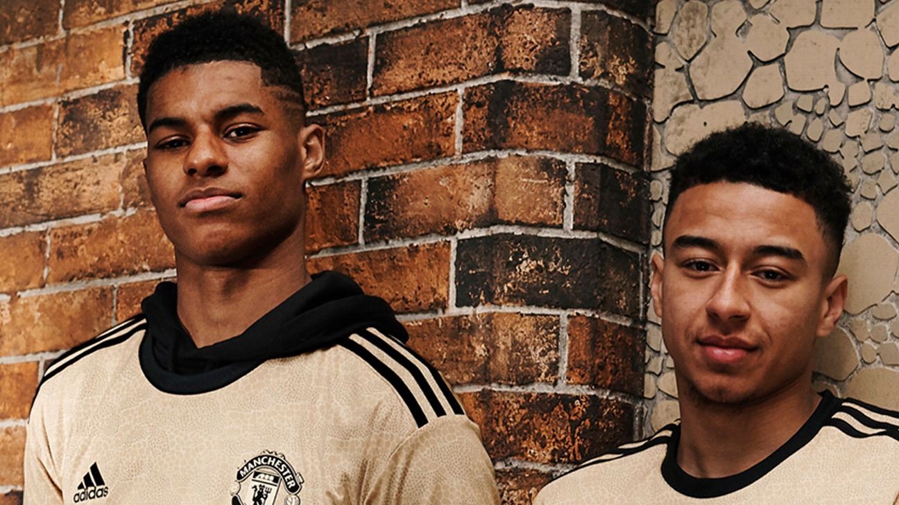 Toe Poke Daily: Manchester United launch 'savannah-toned' 2019-20 away kit