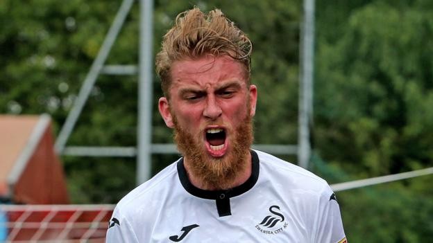 Oli McBurnie: Swansea City turn down Sheffield United bid