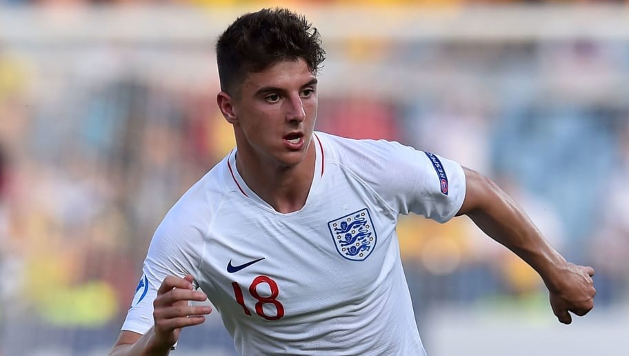 Mason Mount Signs New Five-Year Deal With Chelsea After Impressing in Pre-Season