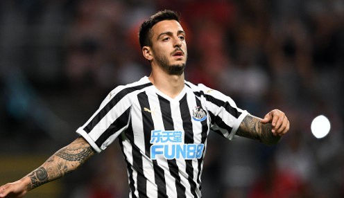 Joselu leaves Tyneside