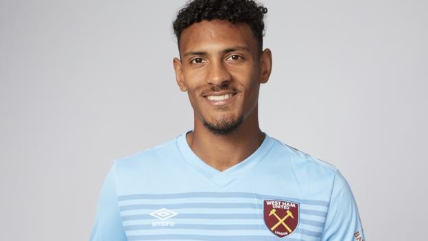 Sebastien Haller: West Ham sign Eintracht Frankfurt striker for club record £45m