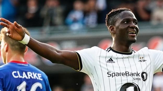 Champions League: Rosenborg 4-0 Linfield (Agg: 6-0)