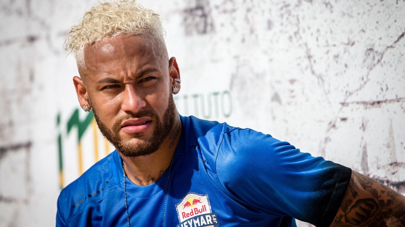 Sources: Neymar confident of tempting Barca offer