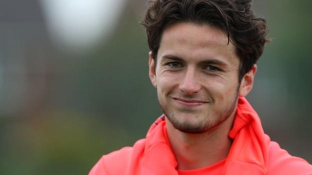 Blackburn Rovers: Midfielder Lewis Travis signs new four-year deal