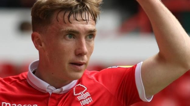 Ben Osborn: Sheffield United sign Nottingham Forest midfielder