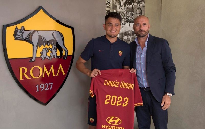 Under signs new Roma contract