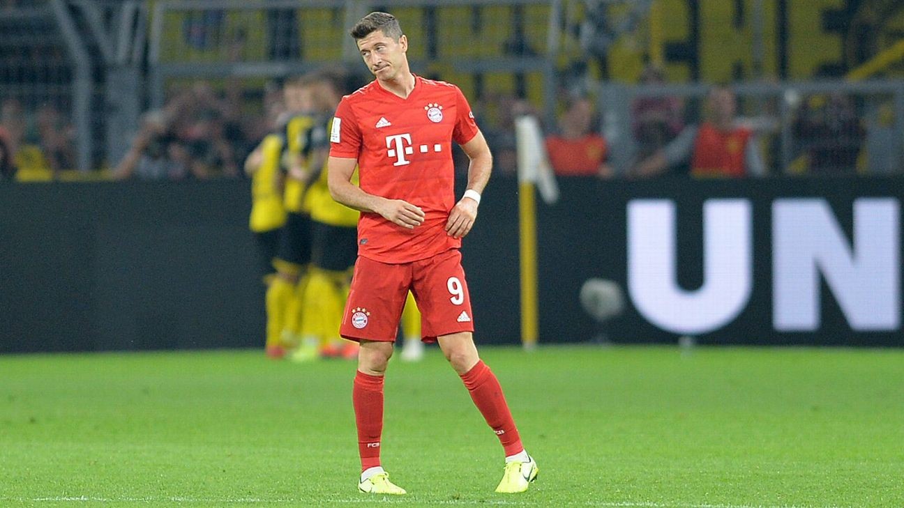Lewandowski questions Bayern's transfer policy