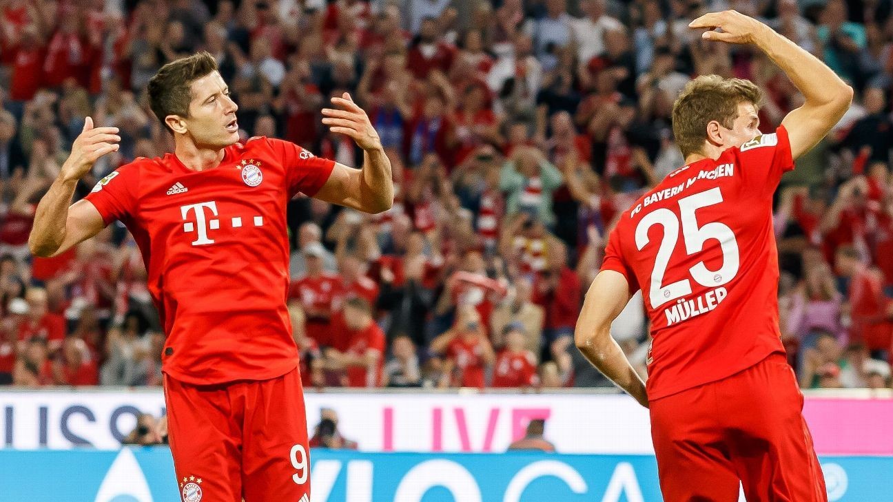 Lewandowski rescues Bayern in opener draw