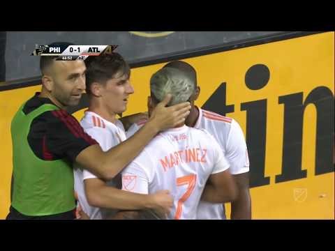 13 Games, 13 Goals! Josef Martinez extends his scoring record with GORGEOUS skill!