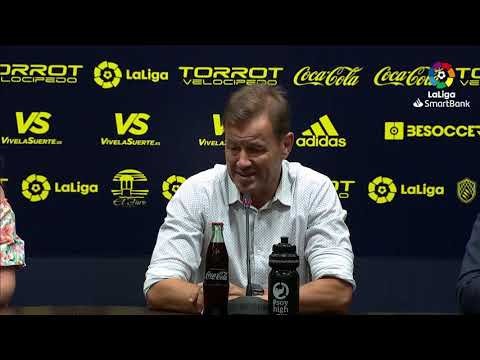 Rueda de prensa de Manuel Mosquera tras el Cádiz CF vs Extremadura UD (2-1)