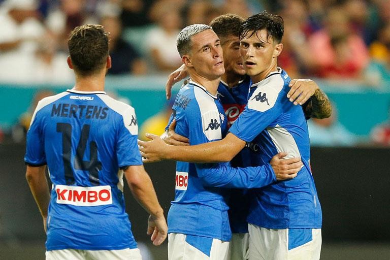 NAPOLI SIGN LLORENTE