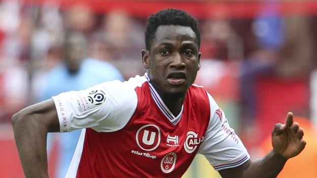 Chelsea: Baba Rahman signs extension then joins Real Mallorca on loan