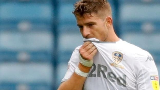 Gaetano Berardi: Leeds United defender wins appeal against red card