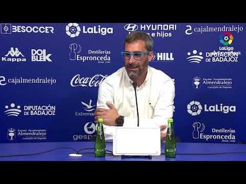 Rueda de prensa de  Jon Pérez Bolo tras el Extremadura UD vs SD Ponferradina (1-1)
