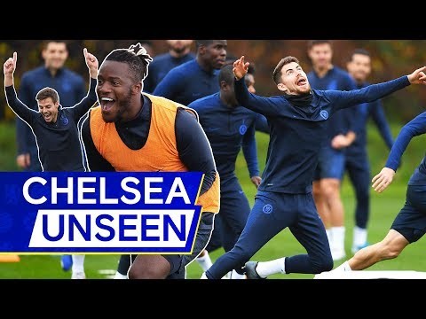 Olivier Giroud's TWO Wonder Goals + Insane Keepy-Up Skills in Chelsea Training ? | Chelsea Unseen