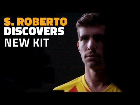 [BEHIND THE SCENES] Sergi Roberto discovers the new kit with the Catalan flag