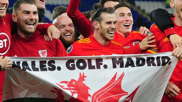 Gareth Bale: Wales forward risks further rift with Real Madrid over banner