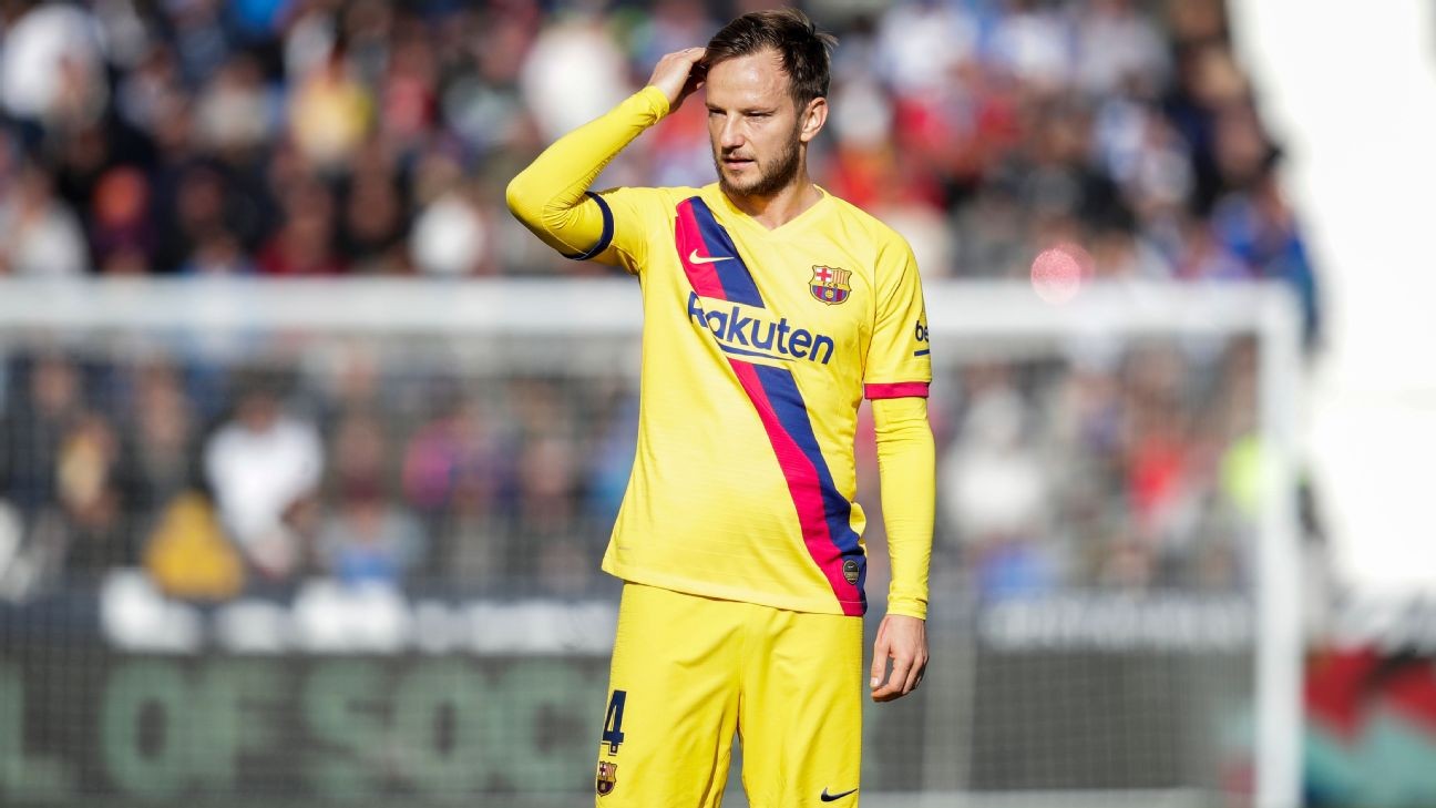 Juventus are 'not interested' in signing Barcelona midfielder Rakitic