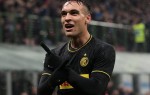 Lautaro shines to send Inter top of Serie A