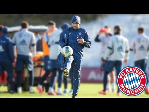 LIVE ? | FC Bayern Pressetalk mit Hansi Flick vor dem Topspiel #BMGFCB