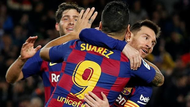 Barcelona 5-2 Mallorca: Lionel Messi hat-trick sends Barcelona top