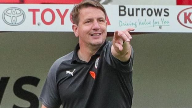 Daniel Stendel: Barnsley claim ex-boss negotiated to take over at Championship rival